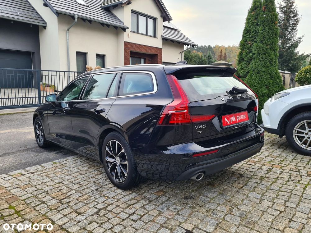 Volvo V60 D4 Drive-E Momentum - 17