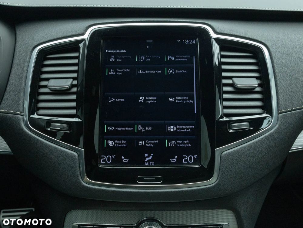 Volvo XC 90 B5 D AWD Ultimate Dark - 24