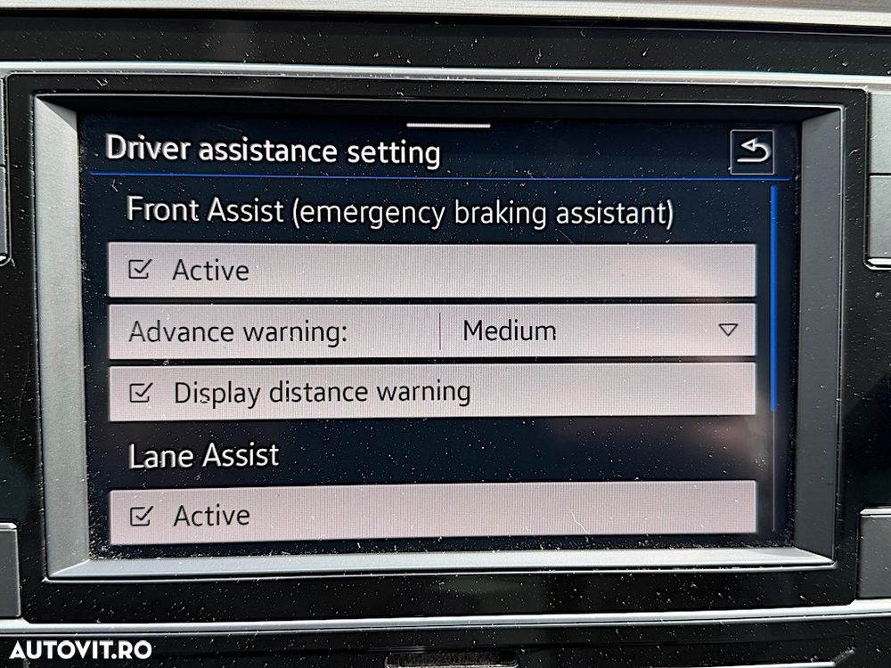 Volkswagen Passat 2.0 TDI DSG Comfortline - 13