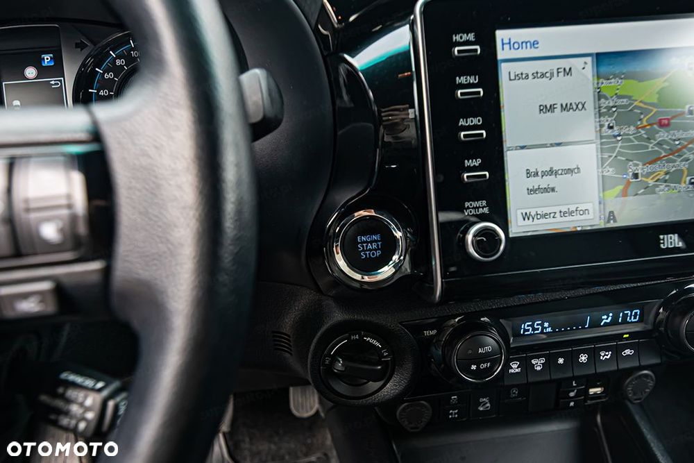 Toyota Hilux 2.8 D-4D Double Cab Invincible 4x4 - 24