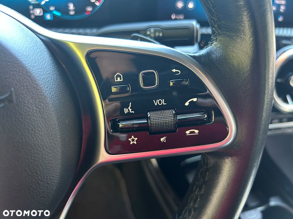Mercedes-Benz CLA 180 7G-DCT Edition 2021 - 29