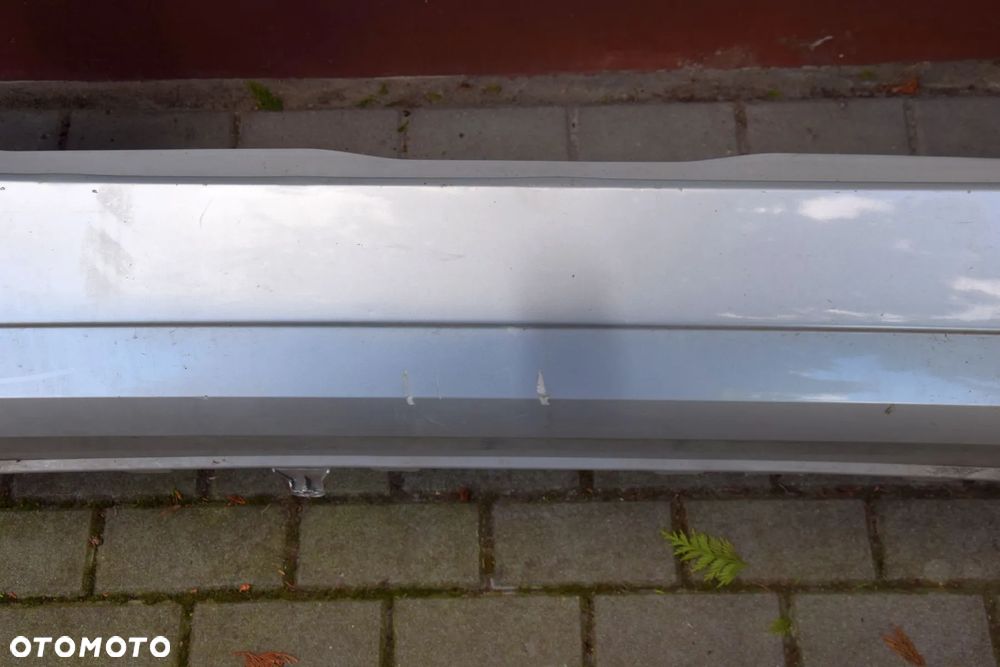 Opel Zafira B 08-14 Zderzak tylny tył LIFT srebrny Z157 - 3