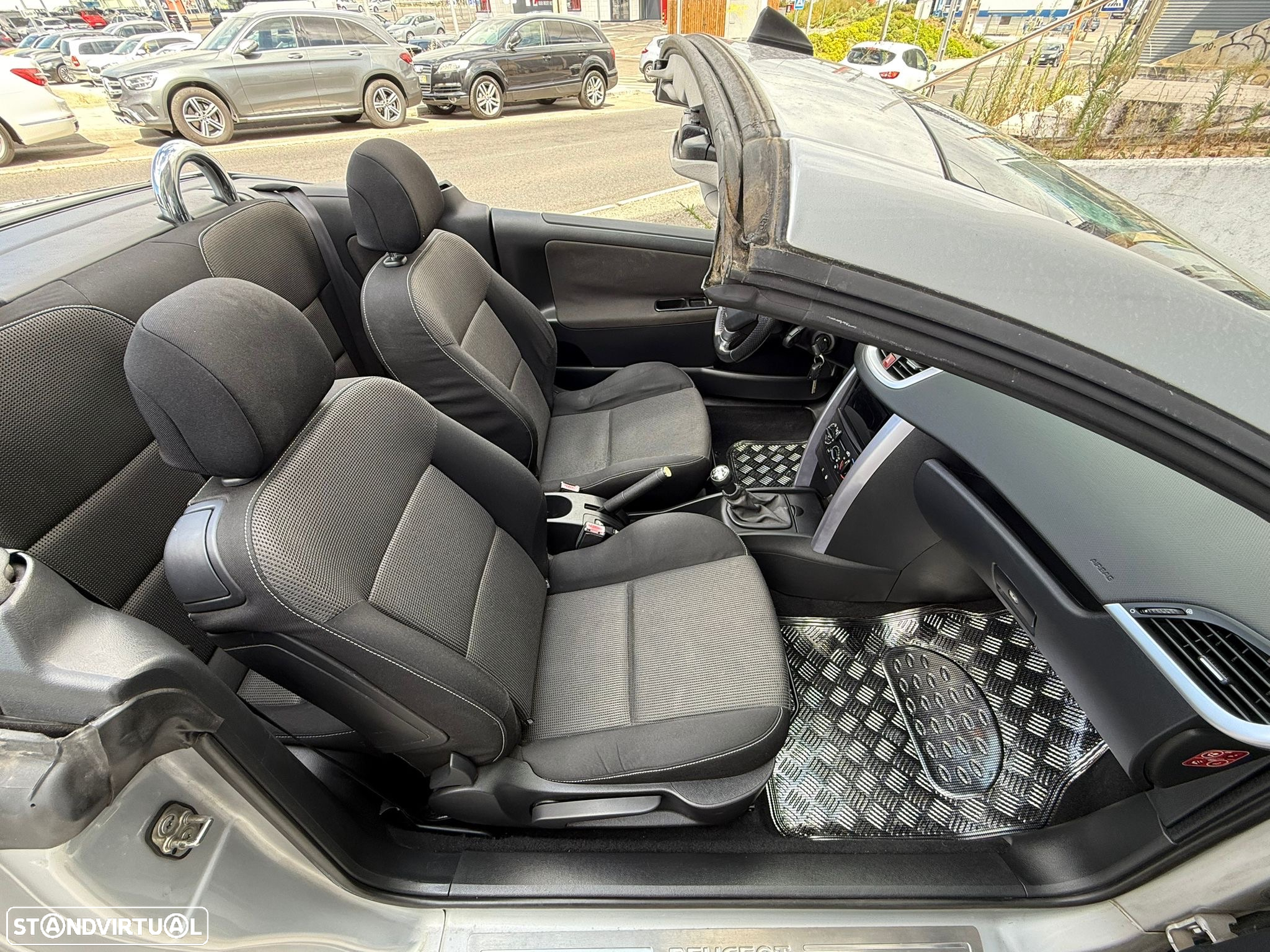 Peugeot 207 CC 1.6 16V - 4
