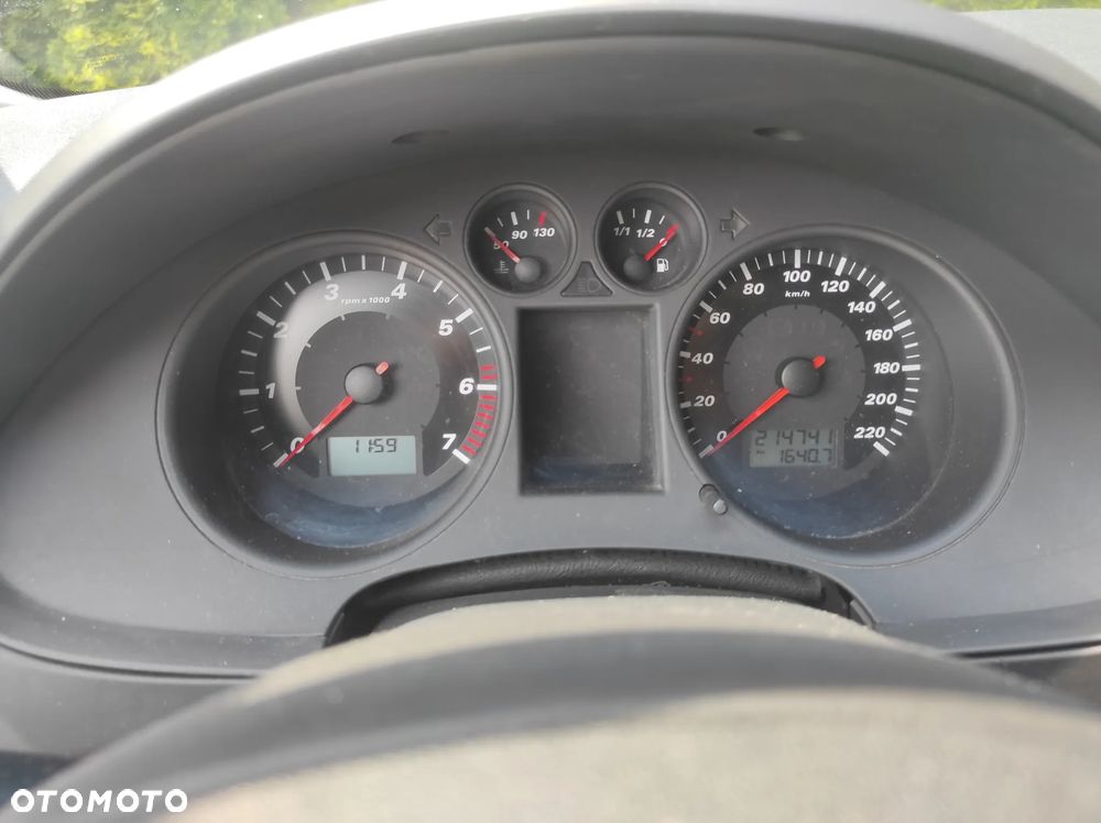 Seat Ibiza 1.4 16V Reference - 11