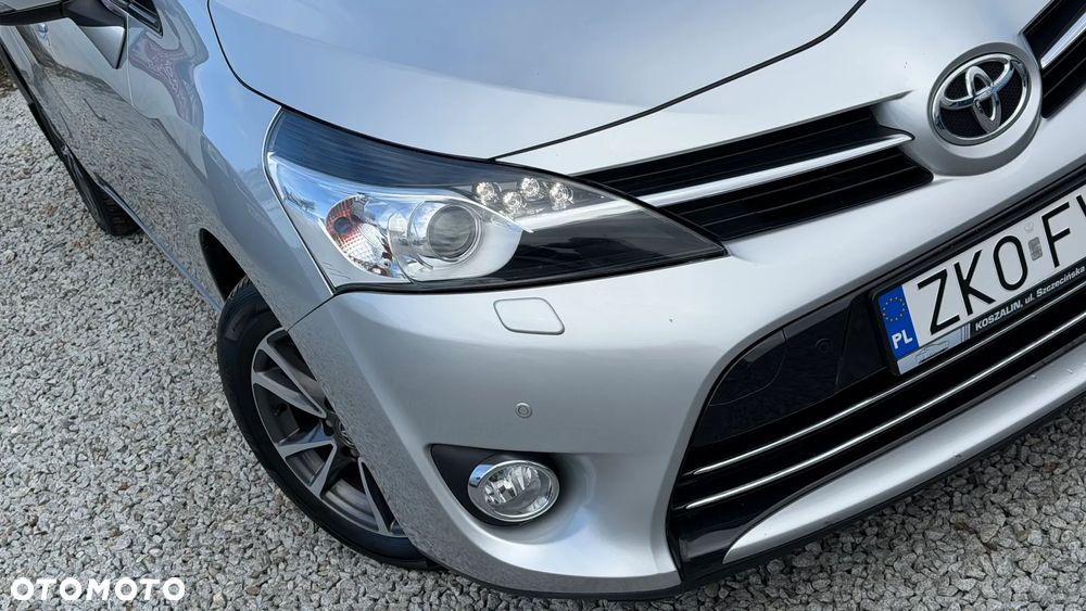Toyota Verso 1.8 5-Sitzer Executive - 13