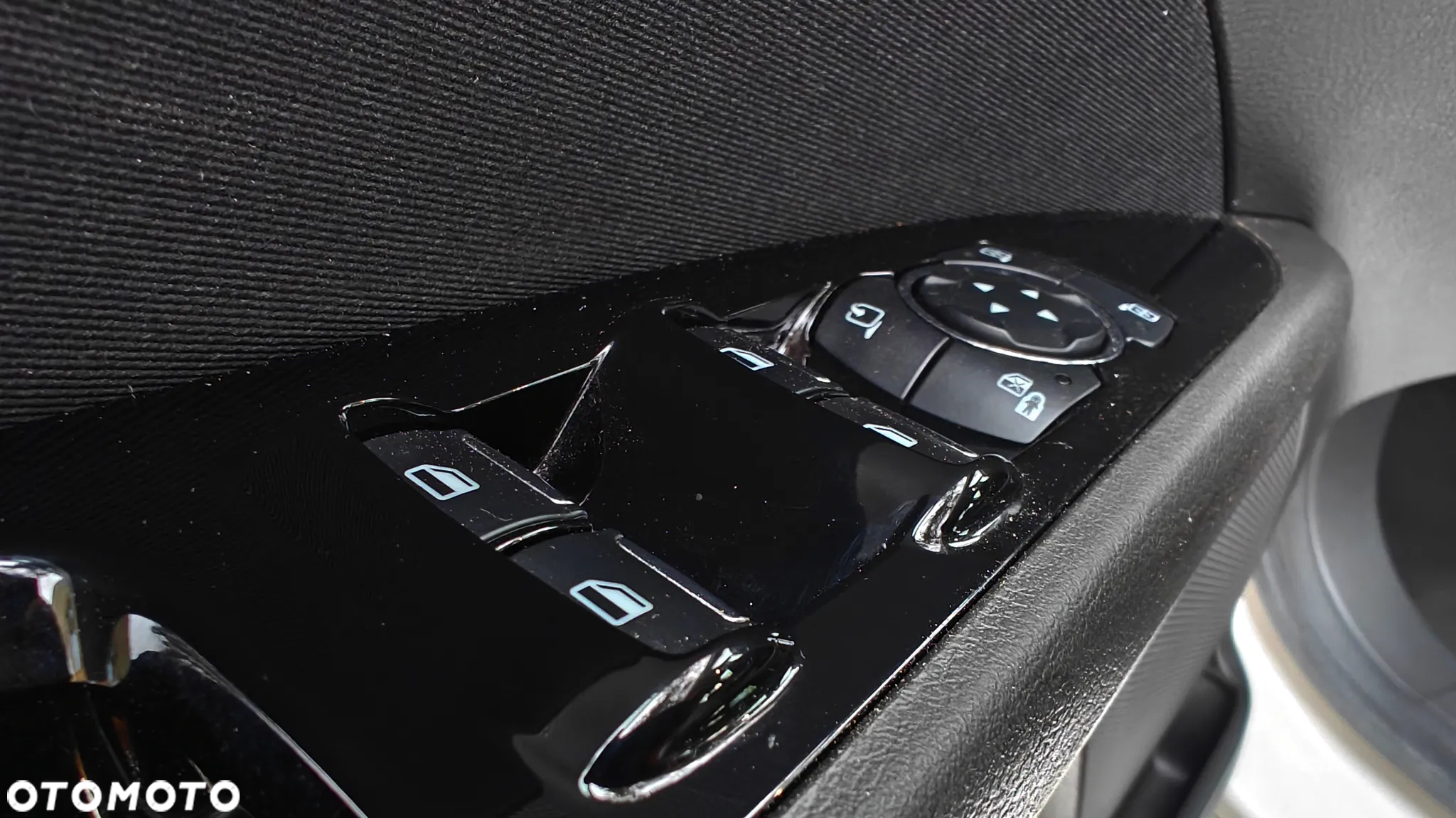 Ford Mondeo 2.0 Hybrid Titanium - 5