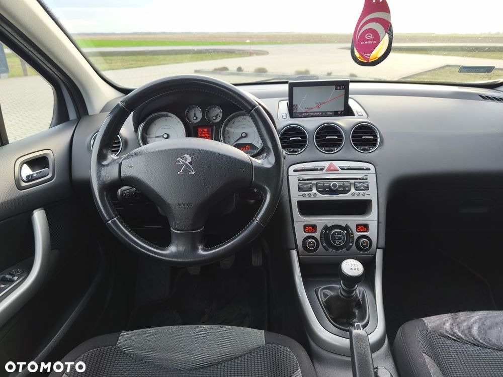 Peugeot 308 - 5