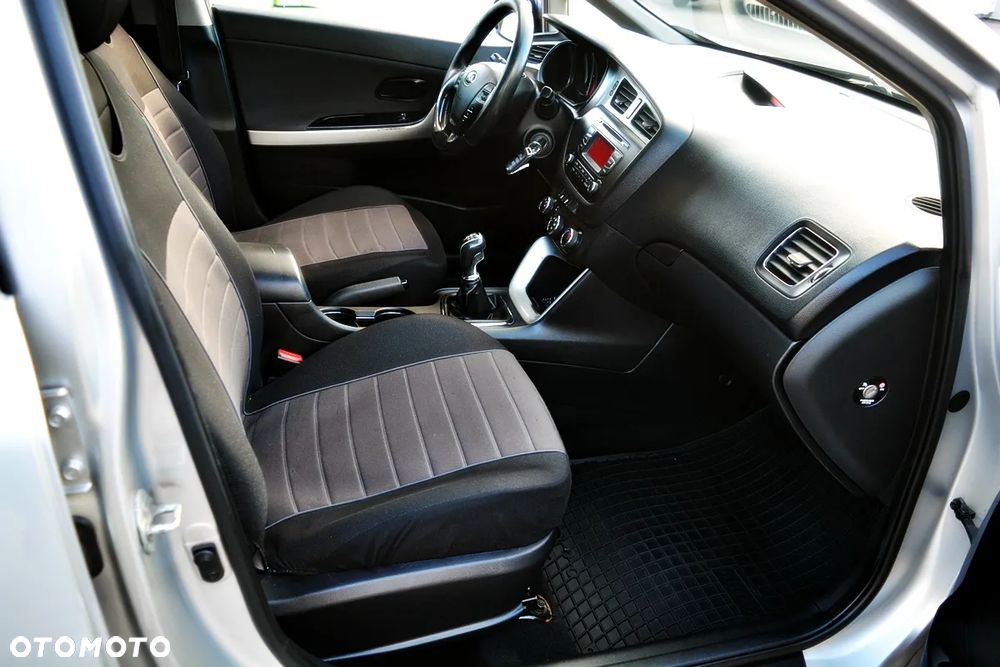 Kia Ceed 1.6 CRDi M - 7