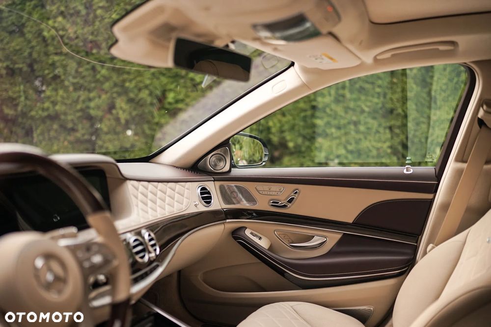 Mercedes-Benz Maybach Klasa S 560 4Matic 9G-TRONIC - 24