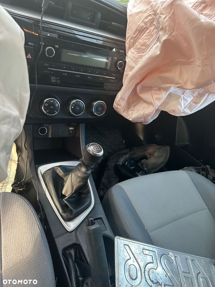 Toyota Corolla 1.8 S - 8