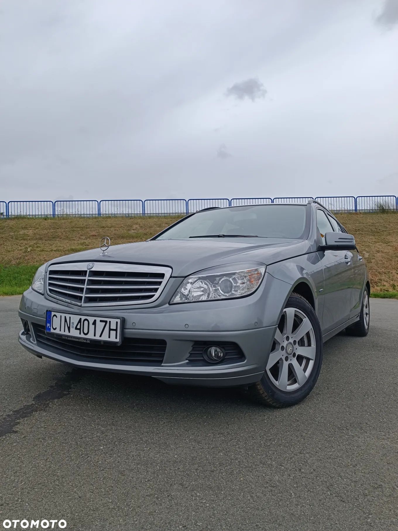 Mercedes-Benz Klasa C 180 T CGI BlueEFFICIENCY - 1