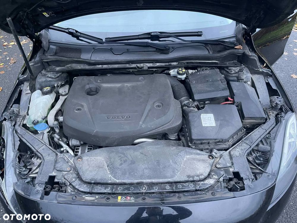 Volvo V40 D2 Drive-E Momentum - 16