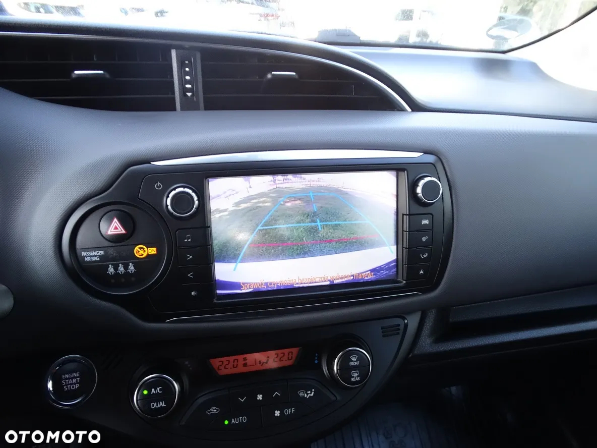 Toyota Yaris - 16