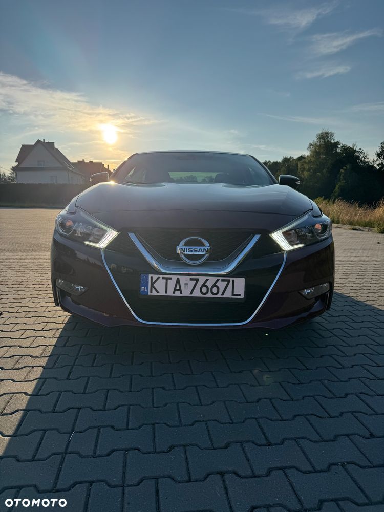 Nissan Maxima - 7