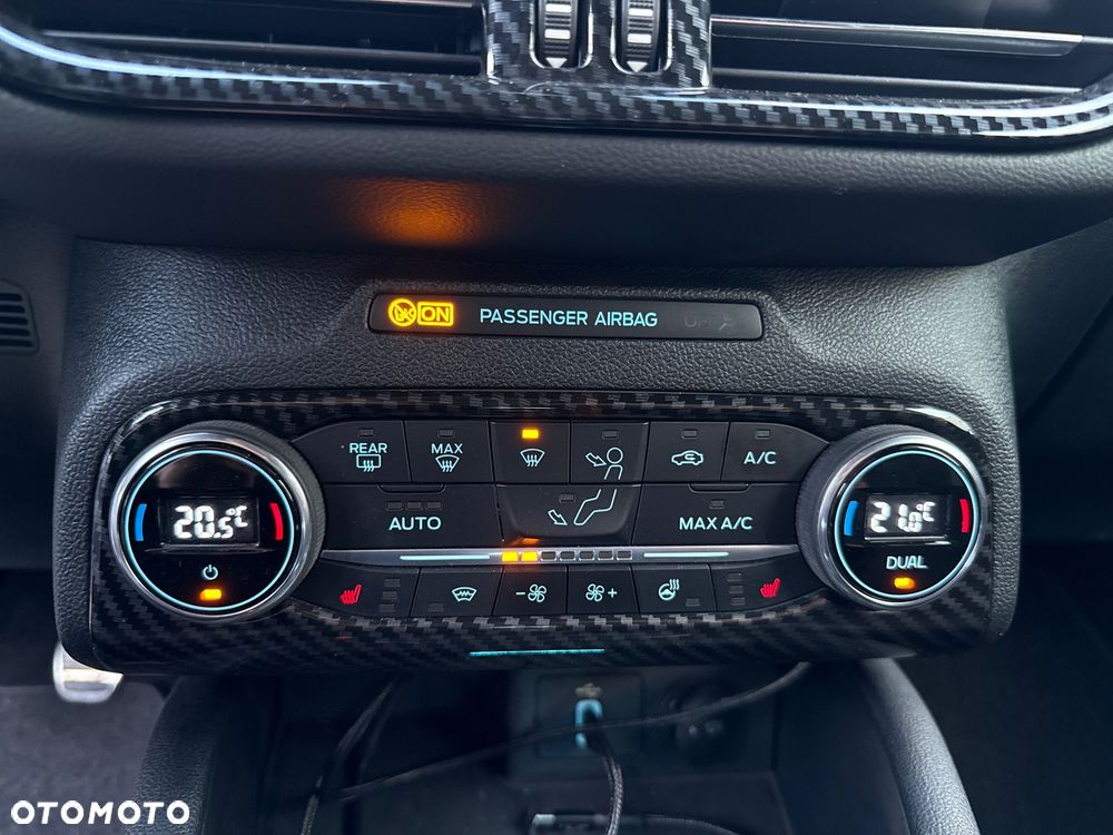 Ford Focus 1.5 EcoBoost STart-Stopp-System ST-LINE - 26