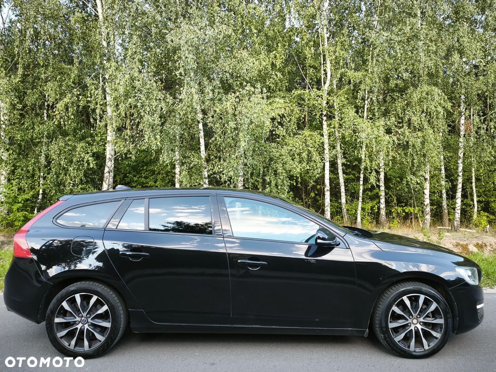 Volvo V60 D2 Drive-E Dynamic Edition (Momentum) - 9