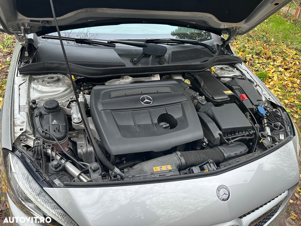 Mercedes-Benz A 180 d 7G-DCT Urban - 16