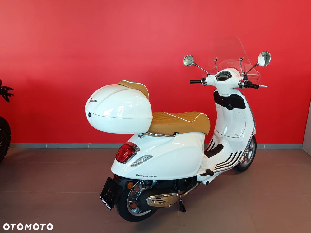Vespa Primavera - 3
