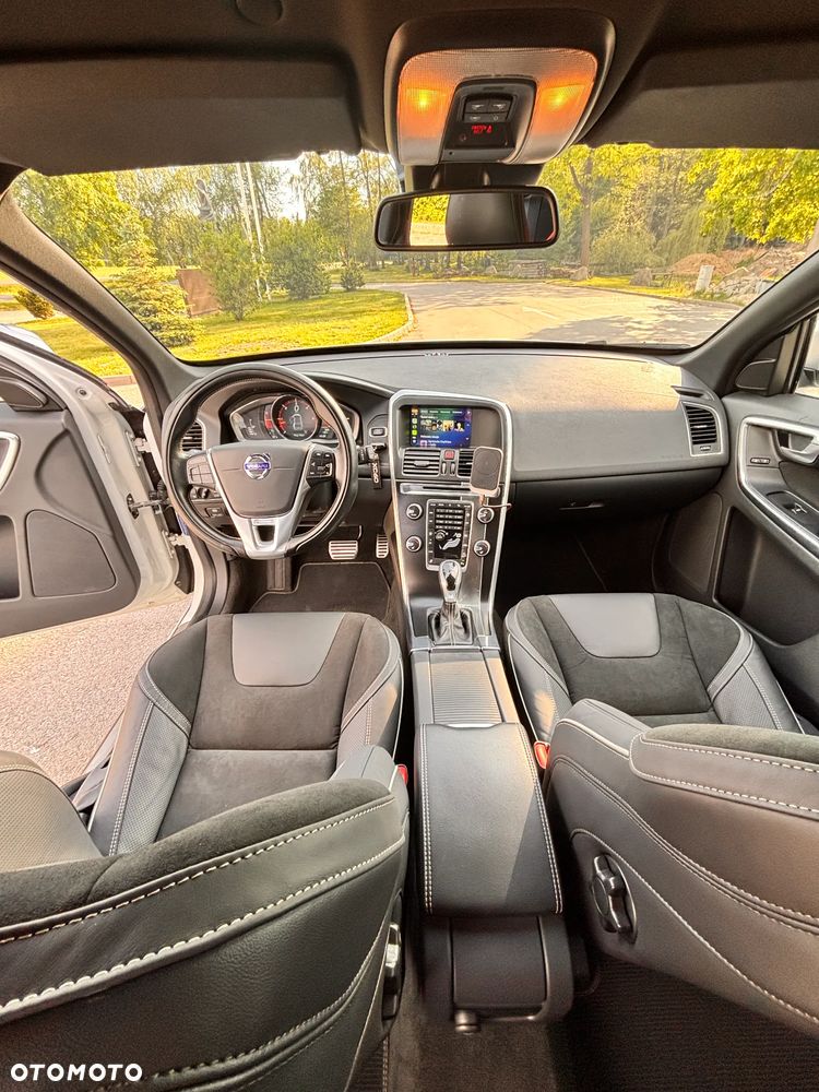 Volvo XC 60 D5 AWD Base - 7