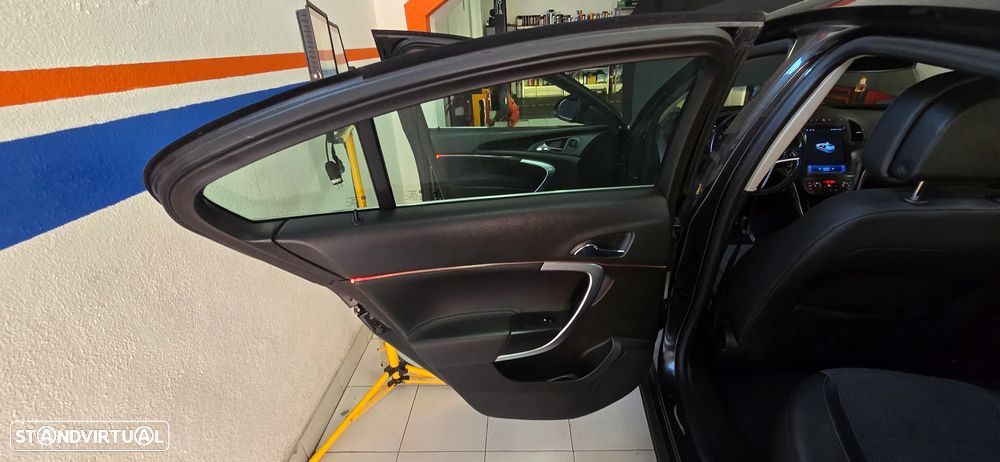Opel Insignia 2.0 CDTi Cosmo - 17