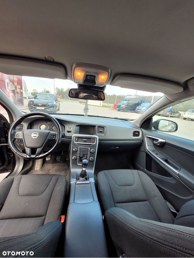 Volvo V60 - 15