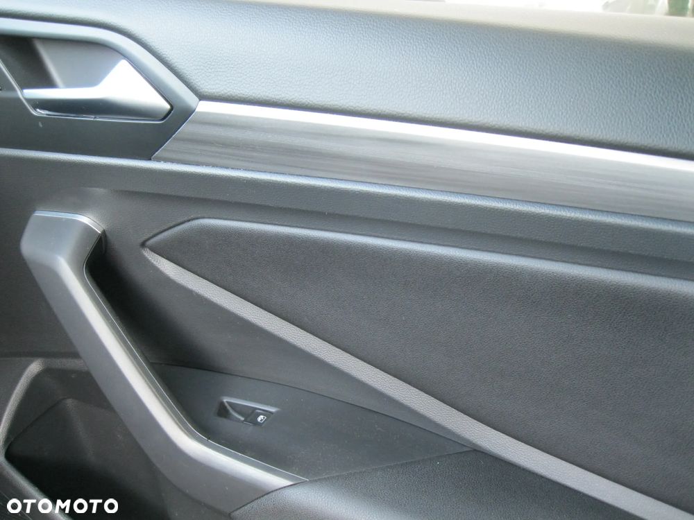 Volkswagen Jetta - 13