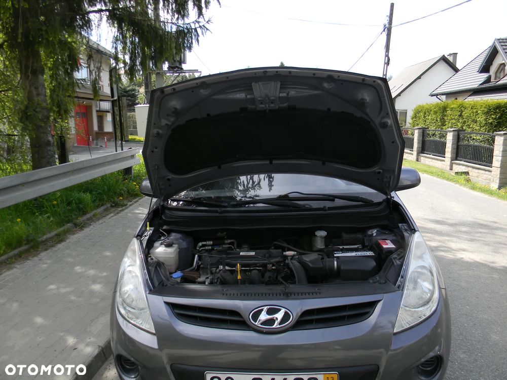 Hyundai i20 1.2 UEFA EURO 2012 Edition - 11
