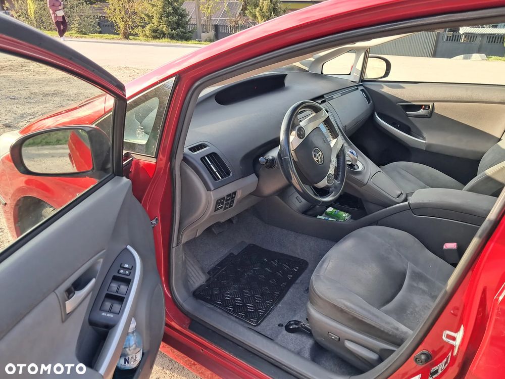Toyota Prius 1.5 VVT-i Sol (nav) - 3