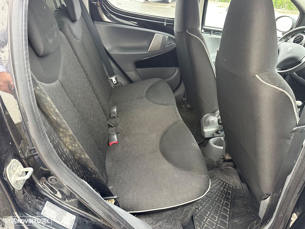 Peugeot 107 1.0 Black&Silver E5 - 8
