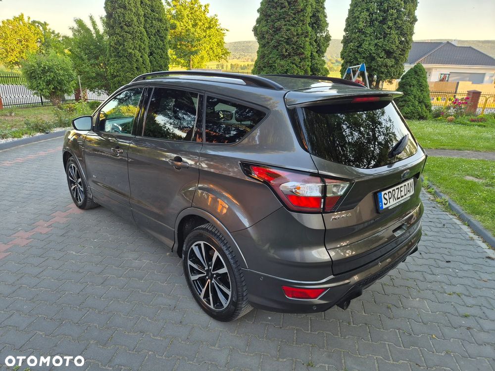 Ford Kuga 2.0 TDCi 4x4 ST-Line - 11