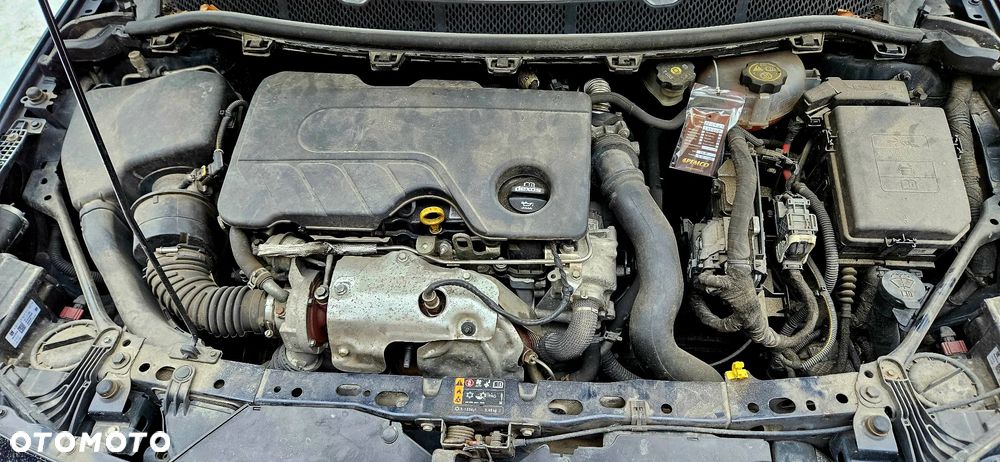 Opel Astra 1.6 CDTI Enjoy - 19