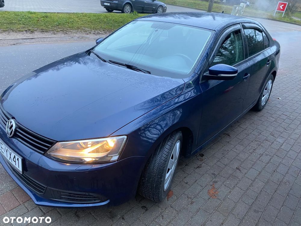 Volkswagen Jetta 1.8T SE - 2