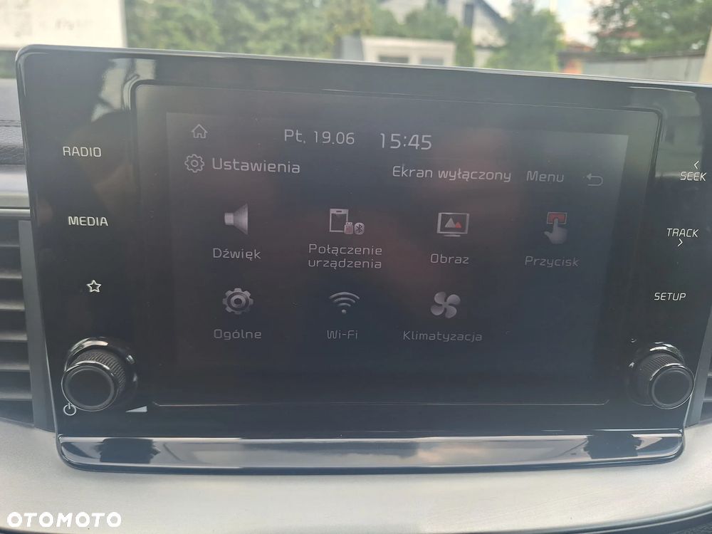 Kia Ceed 1.5 T-GDI M - 22