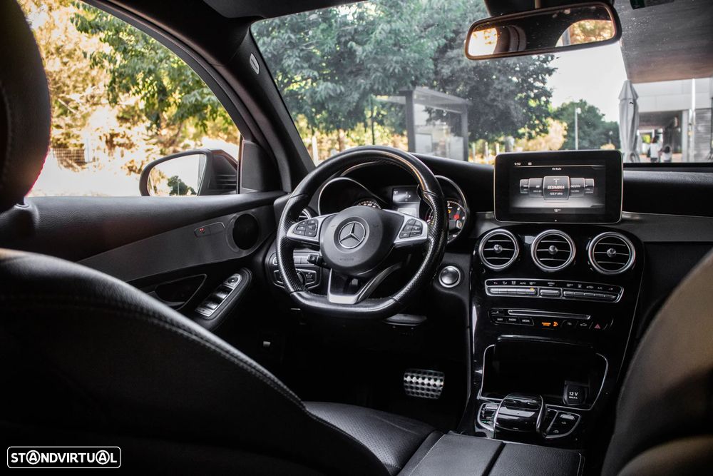 Mercedes-Benz GLC 250 d 4Matic 9G-TRONIC AMG Line - 35