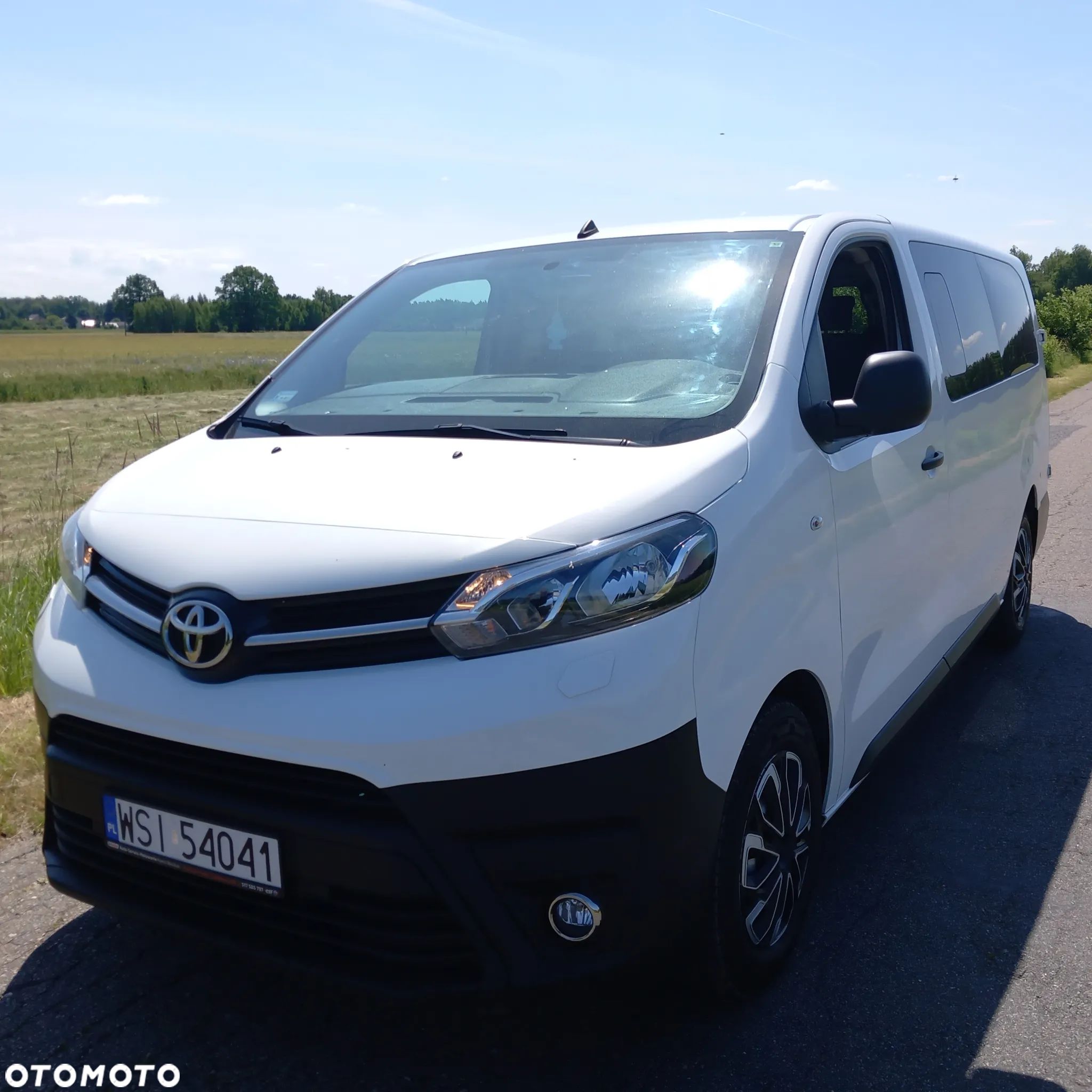 Toyota ProAce Kombi 2.0 D-4D Medium 2,8t - 1