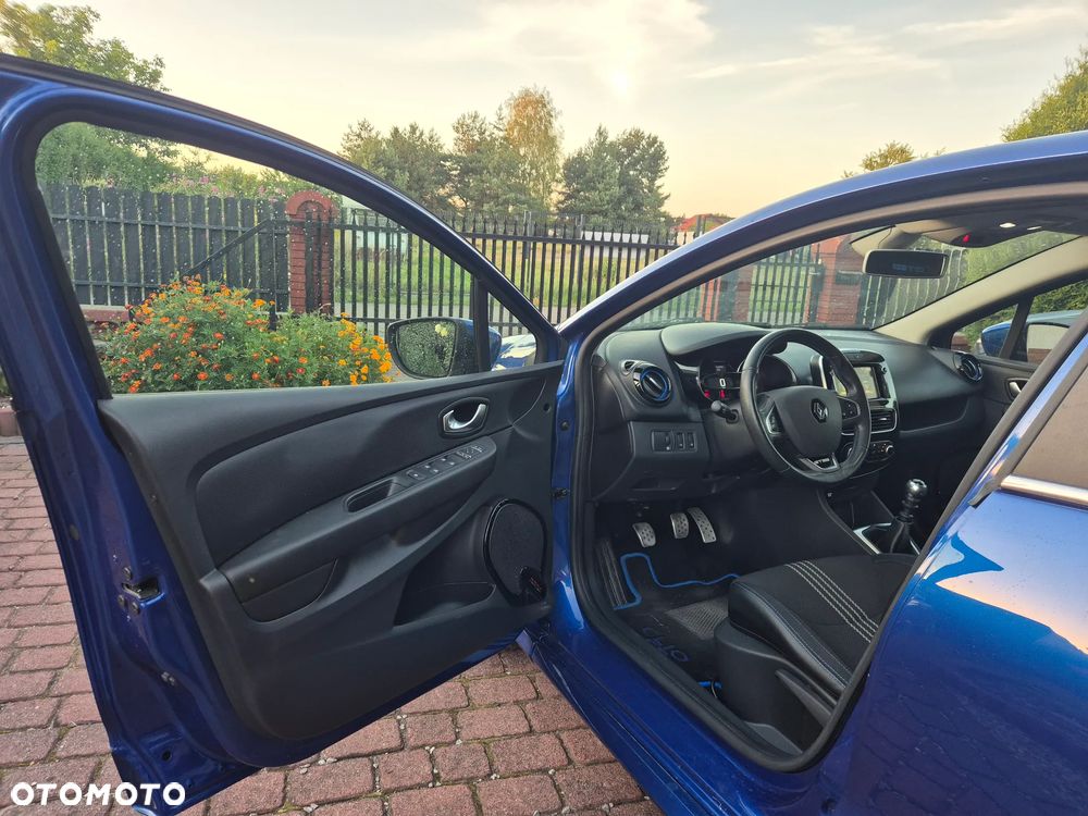 Renault Clio - 14