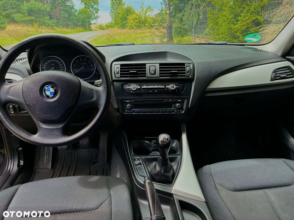 BMW Seria 1 116i - 7