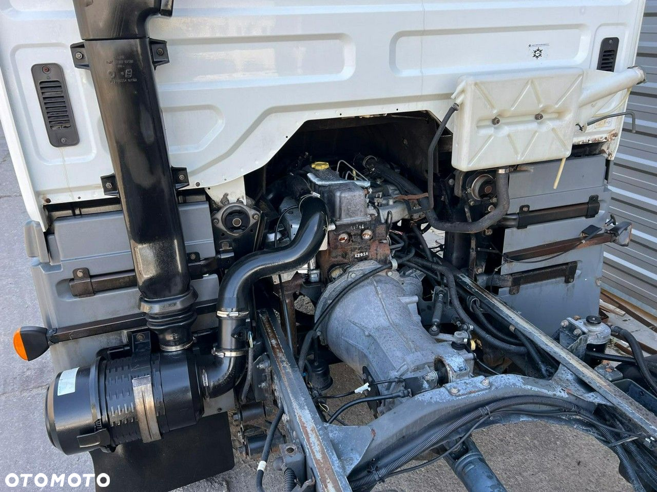Nissan Atleon - 17