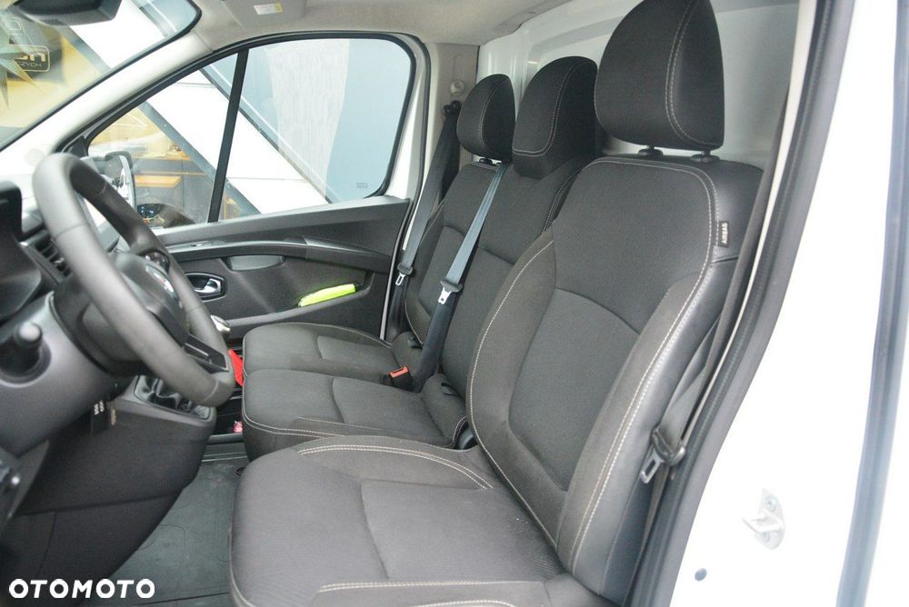 Renault Trafic - 10