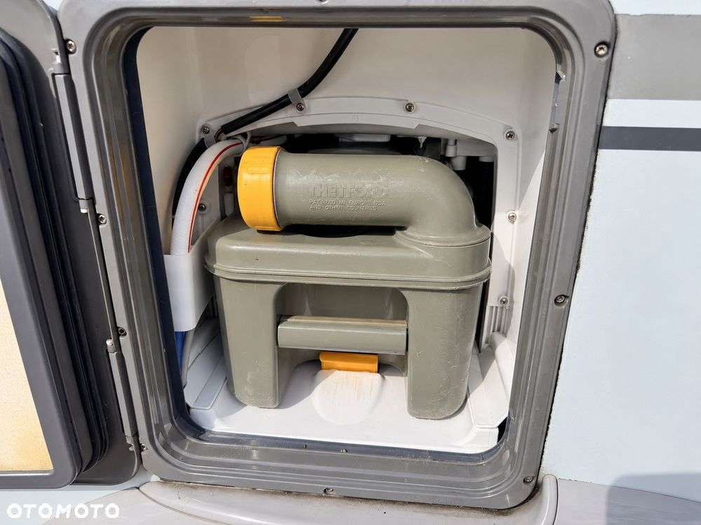 KNAUS SUN TRAVELLER - 28