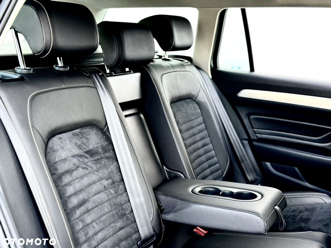 Volkswagen Passat Variant 2.0 TDI SCR DSG Highline - 26
