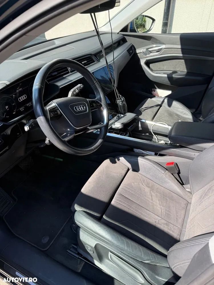 Audi e-tron 50 quattro - 13