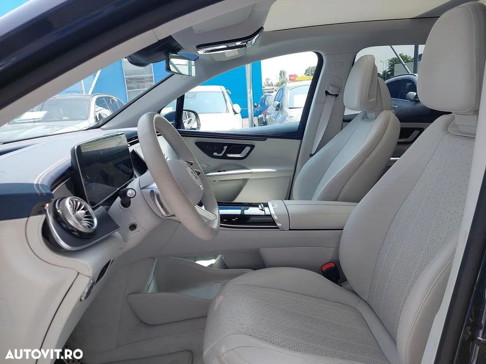 Mercedes-Benz EQE 350 4MATIC - 13