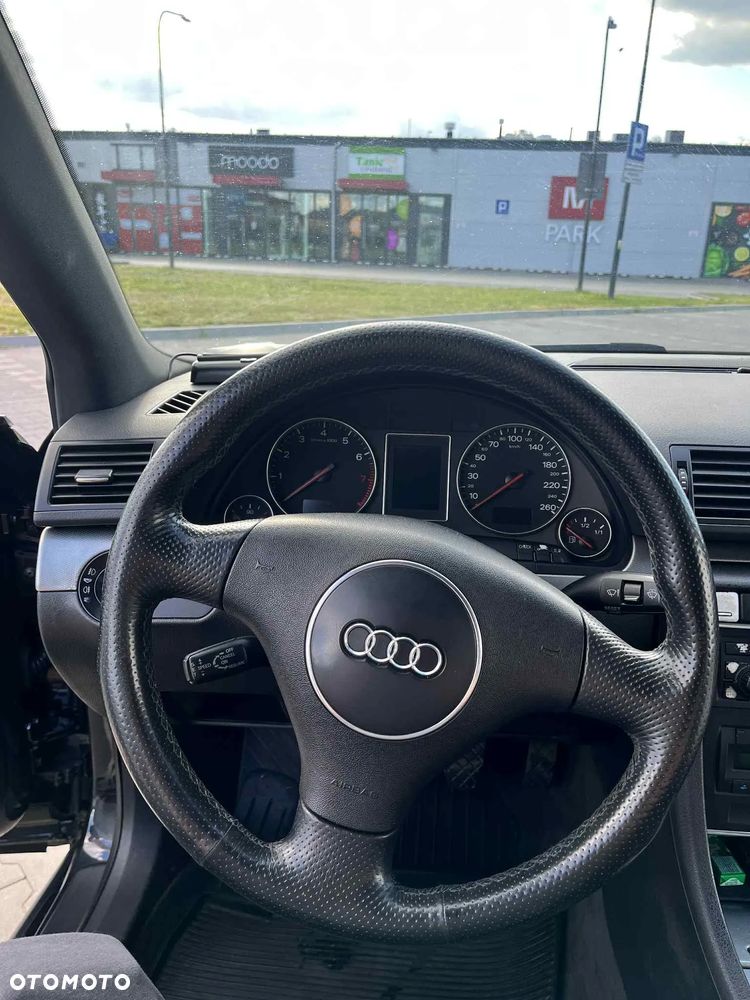 Audi A4 - 8