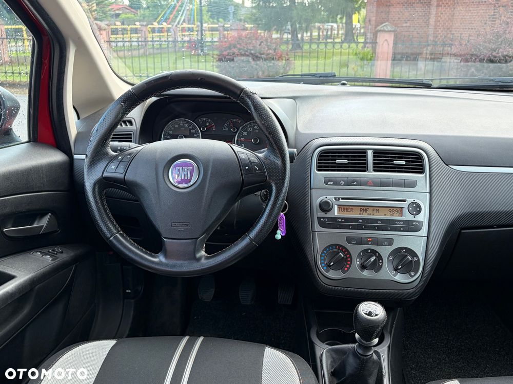 Fiat Grande Punto - 10