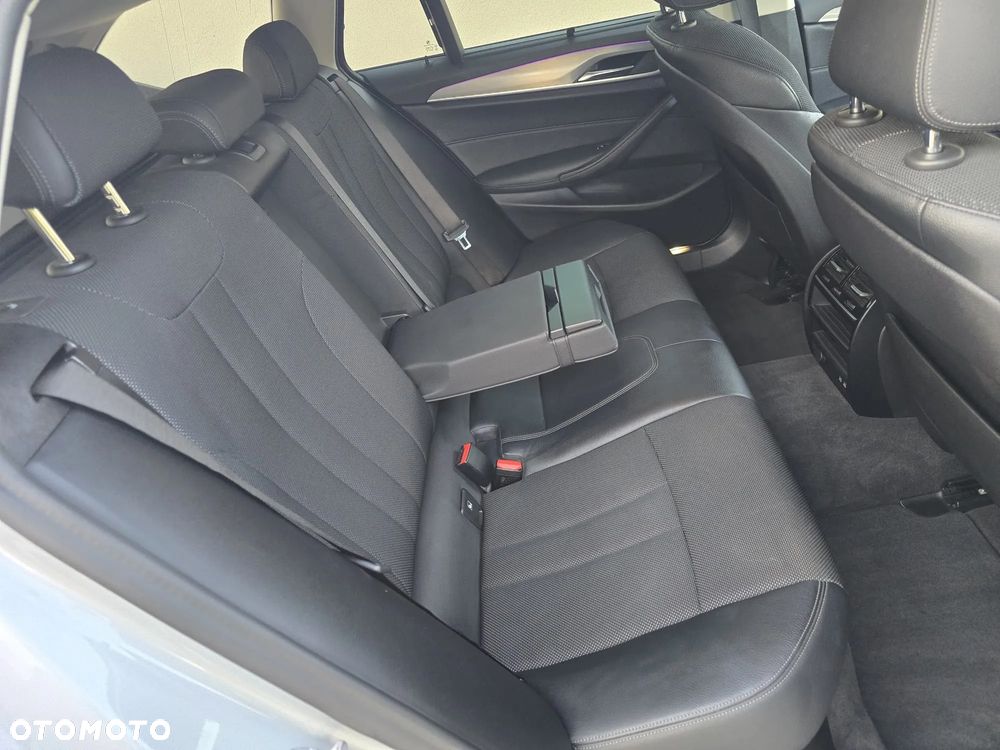 BMW Seria 5 520d Sport Line sport - 19
