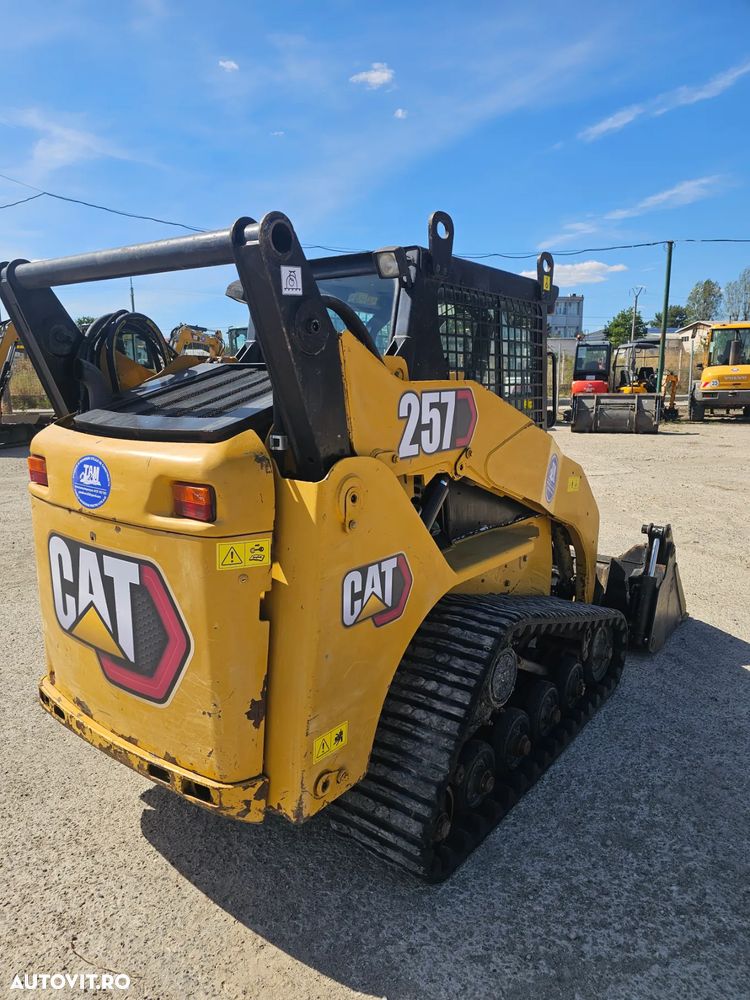 Caterpillar Cat 257B  bobcat miniincarcator frontal minivola compact senile - 10
