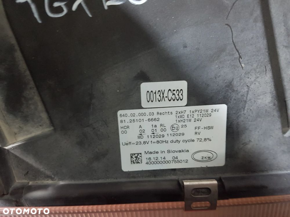 REFLEKTOR LAMPA PRZÓD PRZEDNIA PRAWA MAN TGX TGS EURO 6 81251016662 - 4