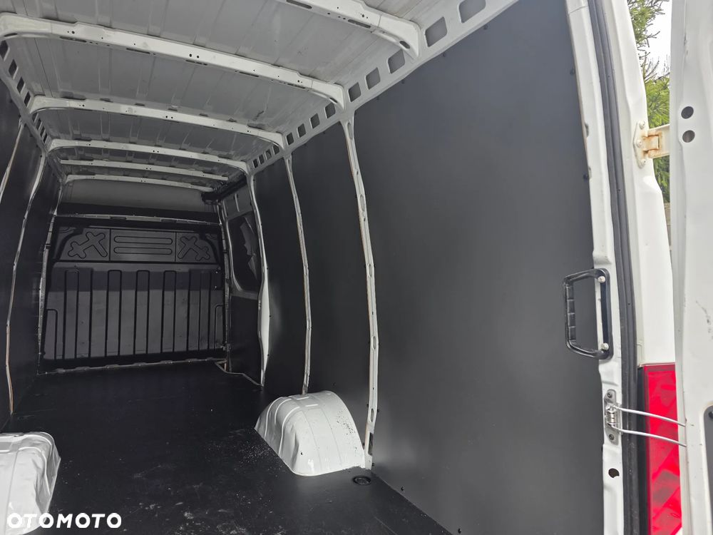 Iveco Daily - 33