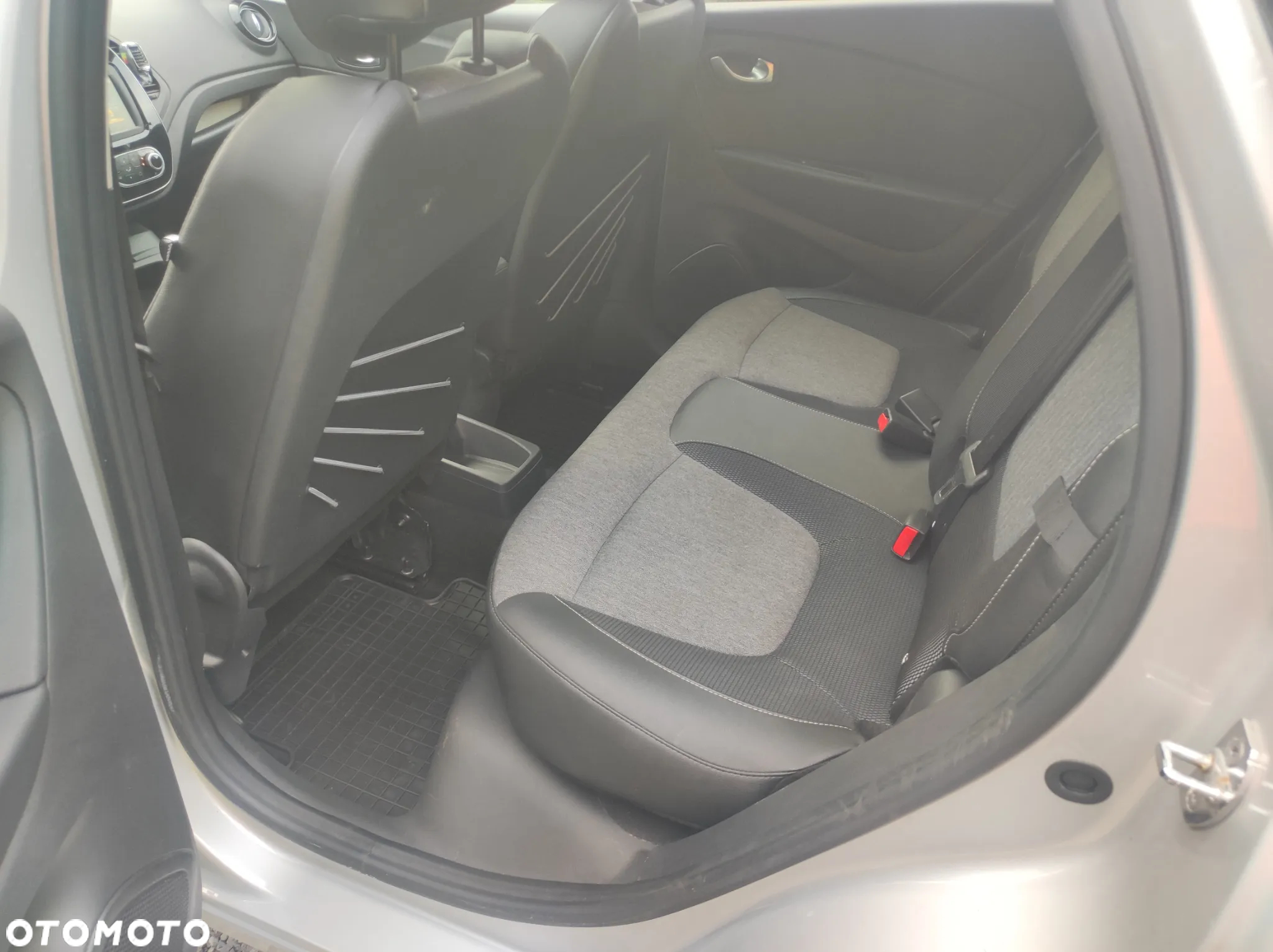 Renault Captur 1.3 Energy TCe S-Edition EDC - 15